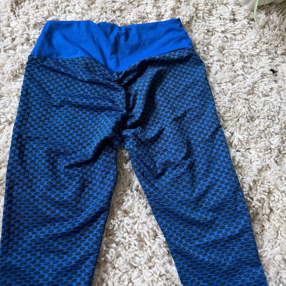 Eye-catching Vibrant Blue Geometric Scrunchie Butt lifting tight athletic gym Le